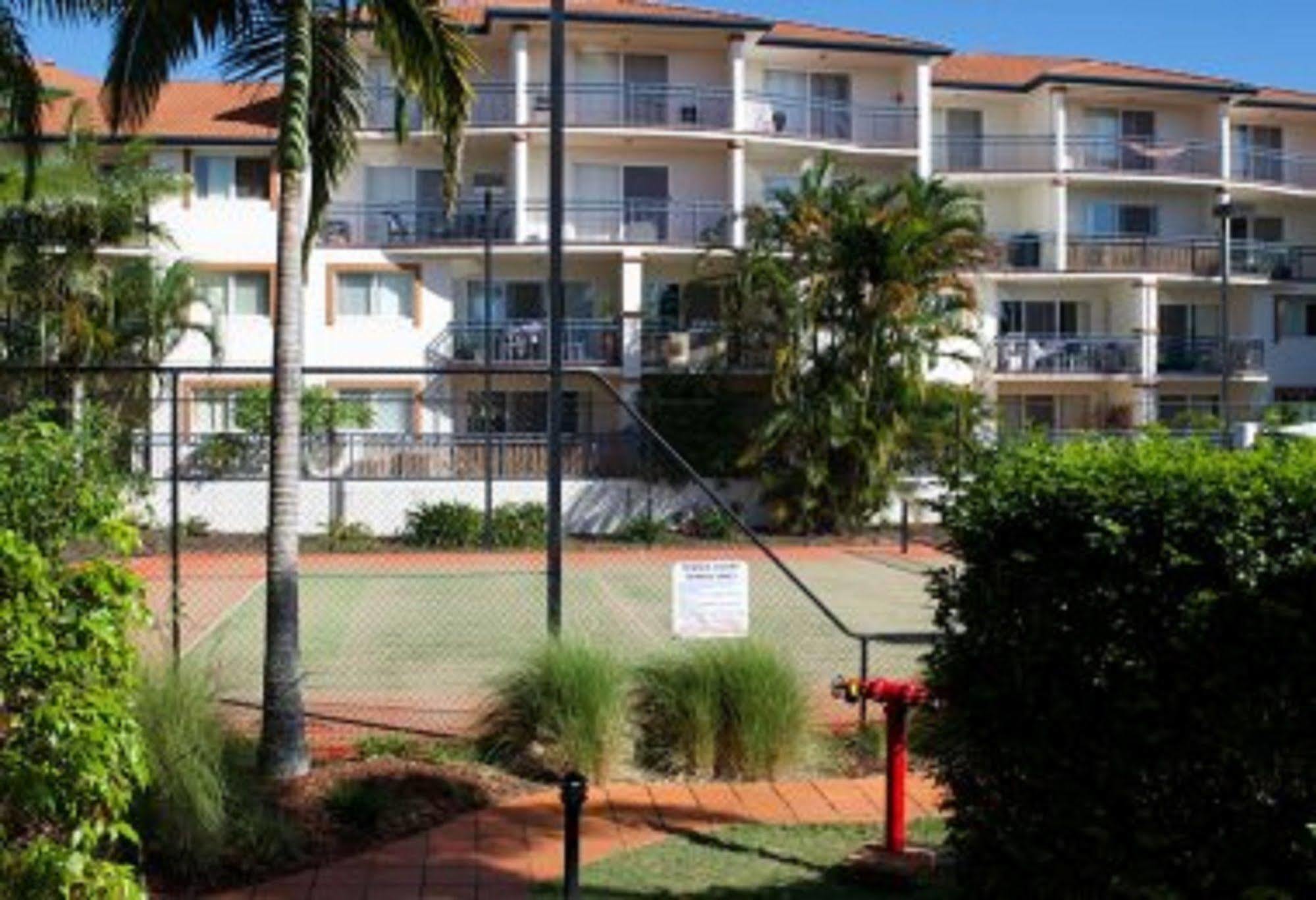 Blue Water Bay Villas Gold Coast Exterior foto
